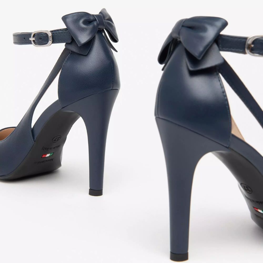Décolleté NeroGiardini da donna in pelle E411072DE