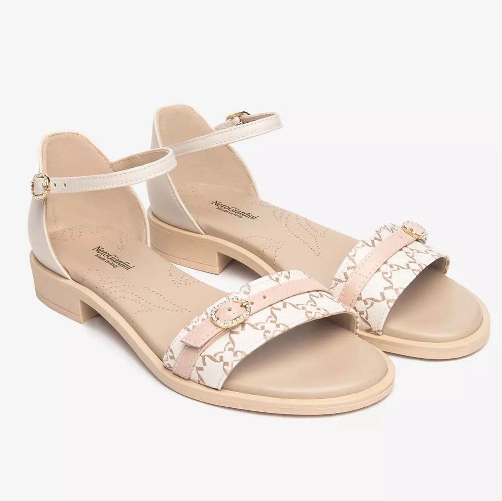 Nerogiardini Sandalo da donna in pelle