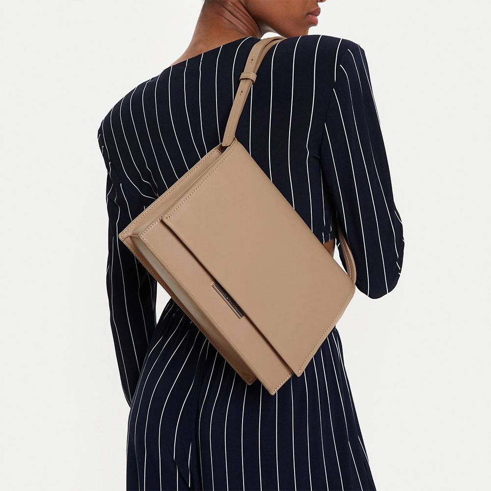 Borsa a tracolla da donna Calvin Klein K60K612158