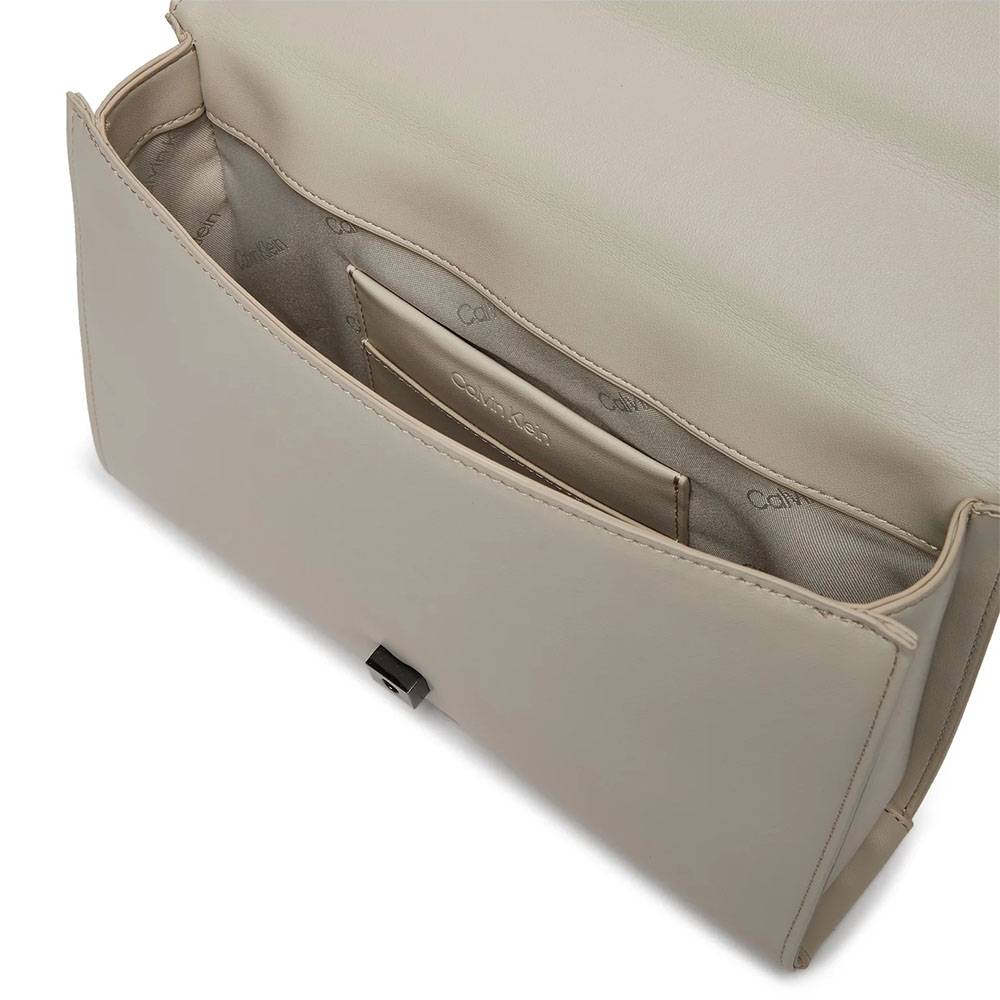 Borsa a tracolla da donna Calvin Klein K60K612117