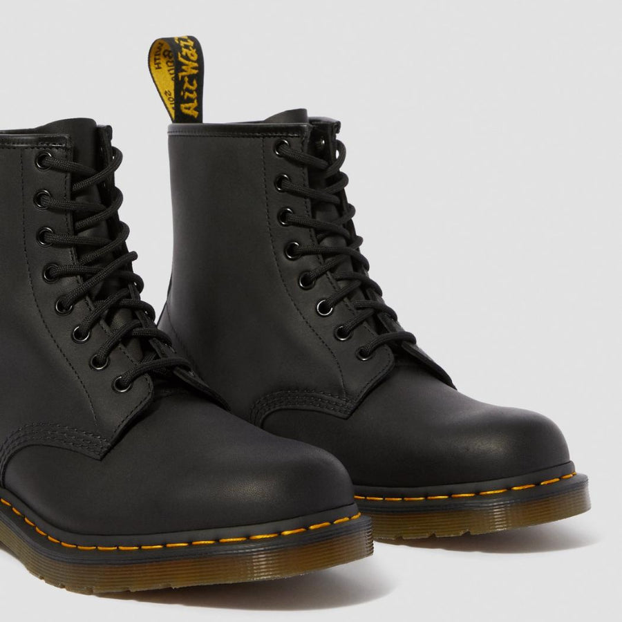 DR. MARTENS 1460 GREASY