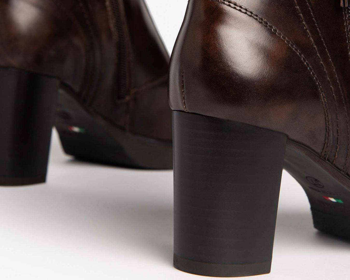 NEROGIARDINI STIVALETTO DONNA I205025D