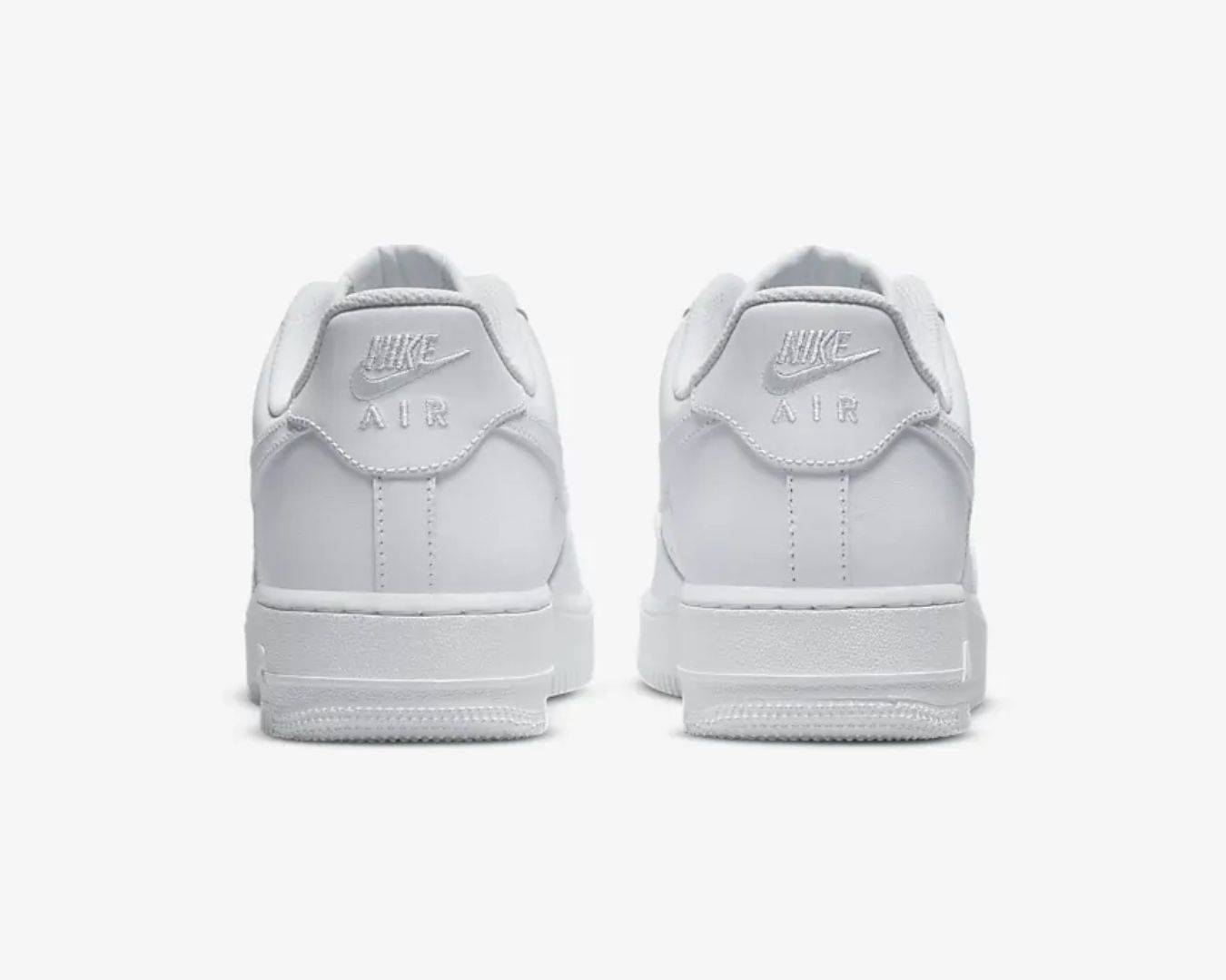 NIKE AIR FORCE 1 '07 CW2288-111