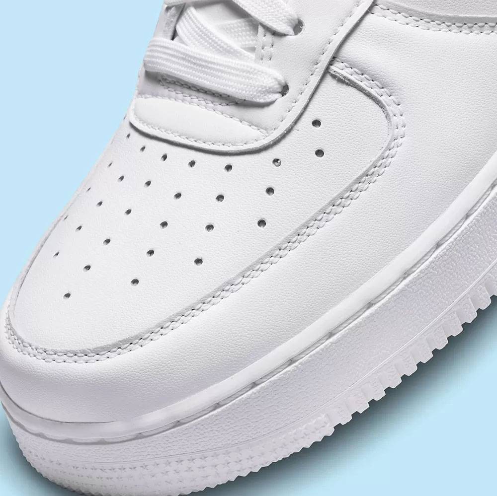 NIKE AIR FORCE 1 07 FRESCH DM0211-100