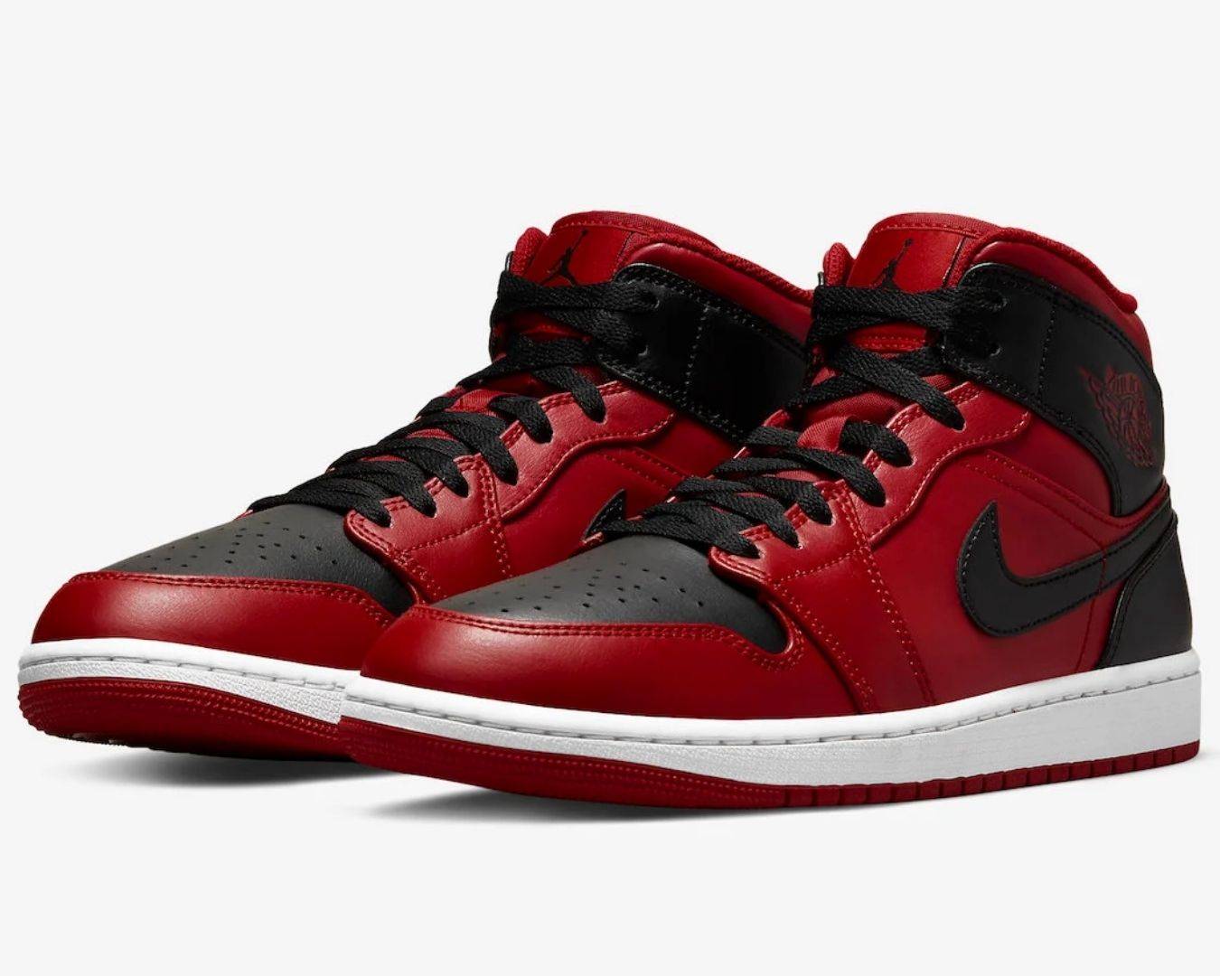 NIKE AIR JORDAN 1 MID 554724-660