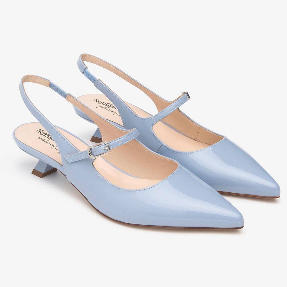 Nerogiardini Chanel da donna E512261DE