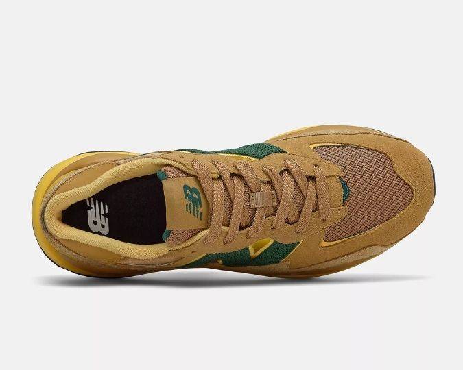 SNEAKERS NEW BALANCE M5740WT1