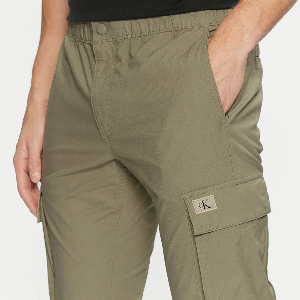 Calvin Klein pantalone cargo da uomo J30J327614