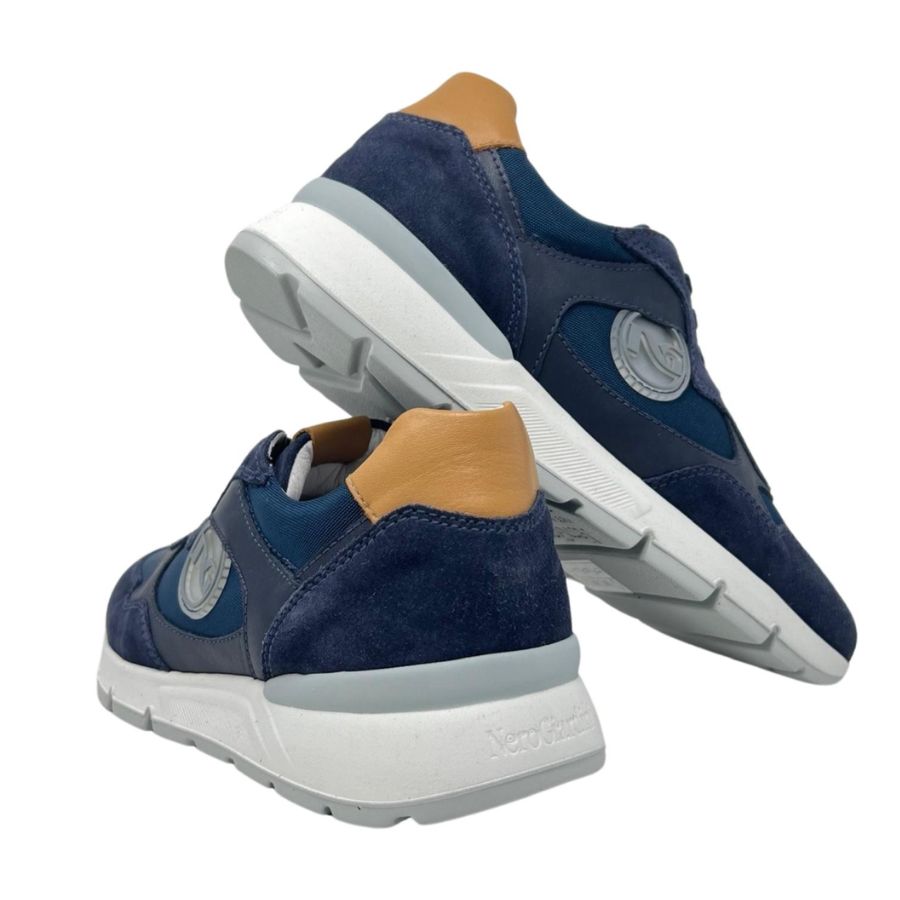 Nerogiardini Sneakers da uomo E400191U