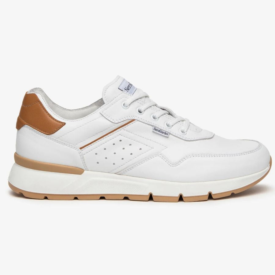Nerogiardini Sneakers da uomo E400192U