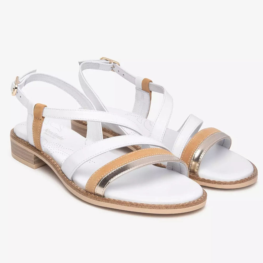 Nerogiardini Sandalo da donna in pelle