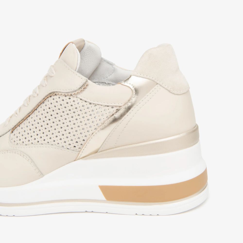 Nerogiardini Sneakers da donna E615234D