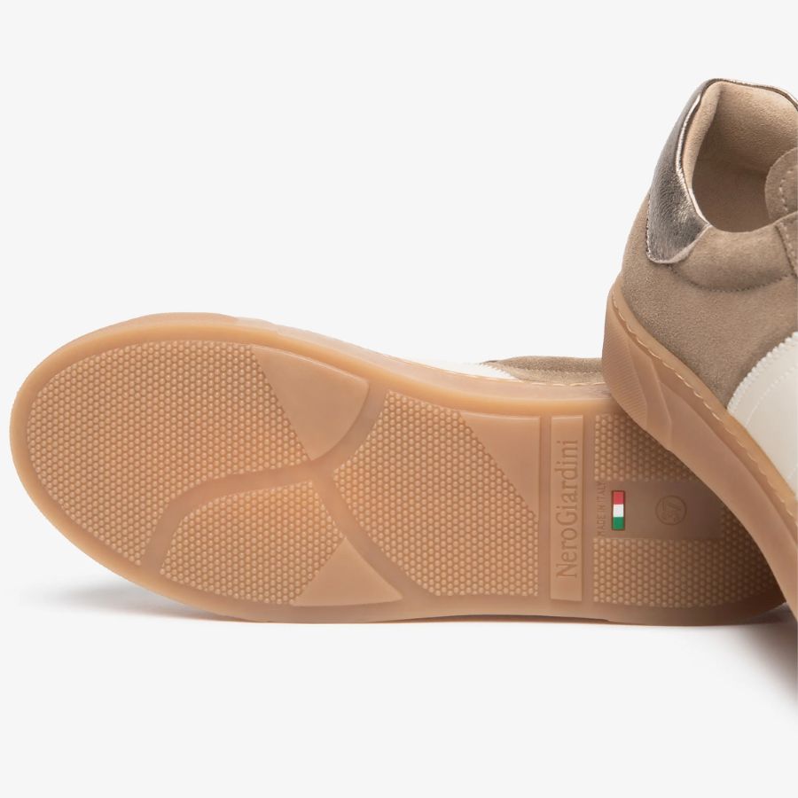 Nerogiardini Sneakers da donna I617420D
