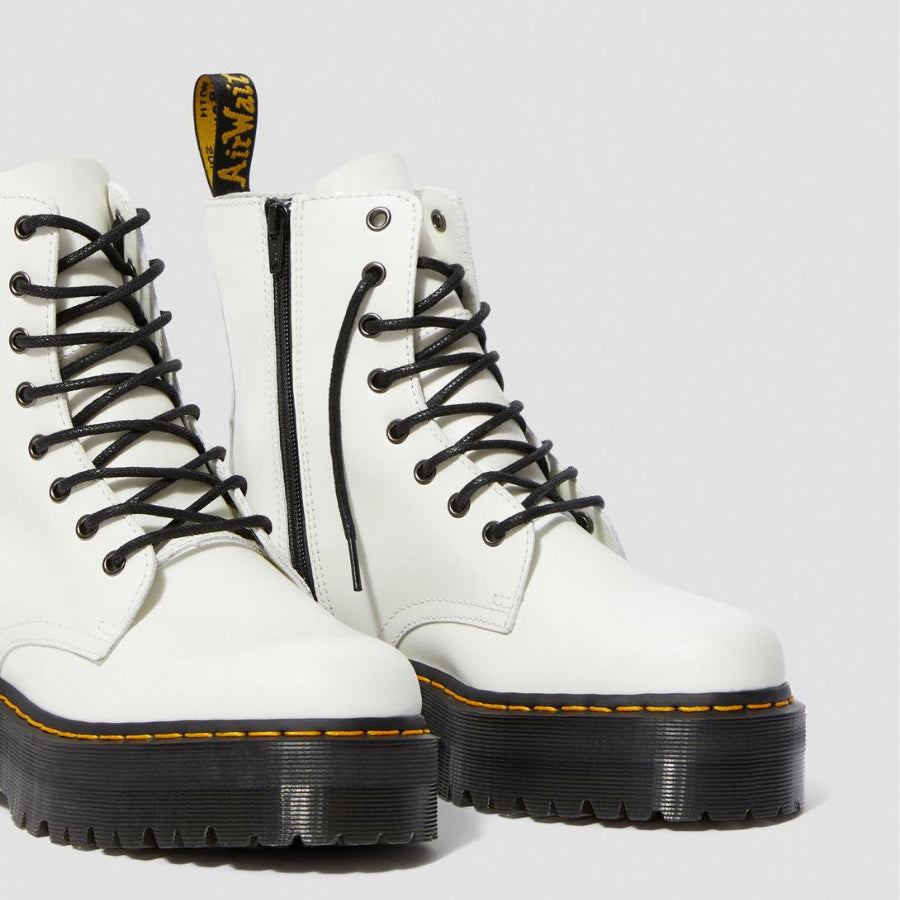 DR. MARTENS JADON POLISHED SMOOTH